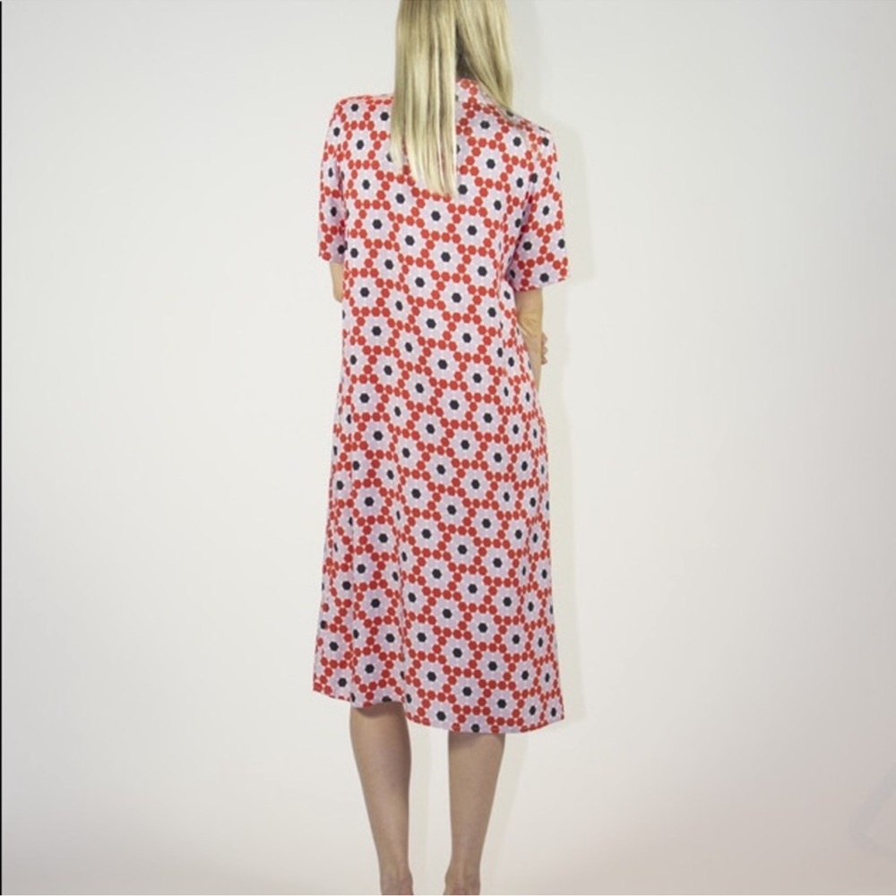 Red and White Tile Pattern Dress - Picture 2 of 6